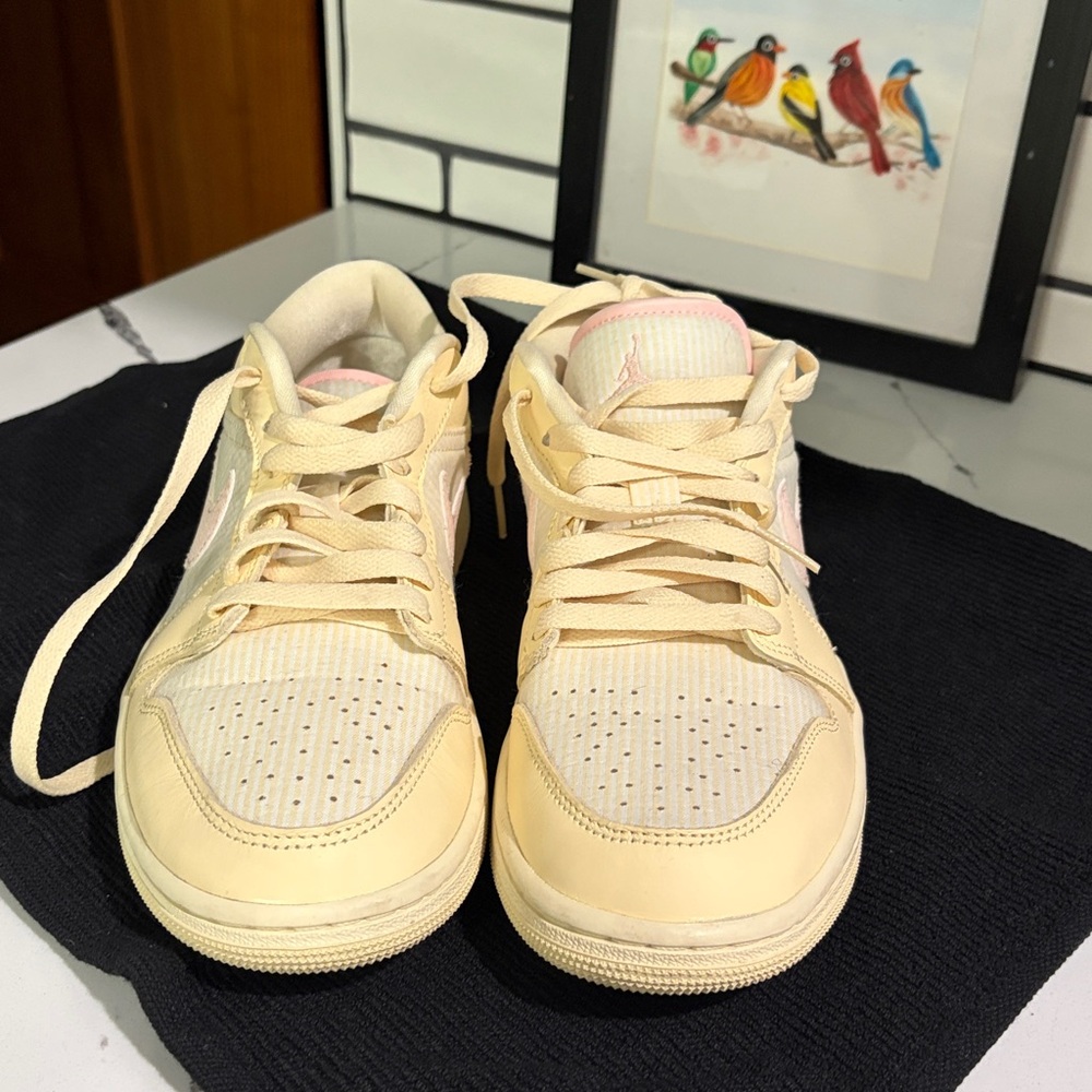 Womens air Jordan low SE.  creams and pink regularly $125